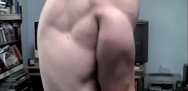  MY SEXY MUSCLE ABS VIDEO 4